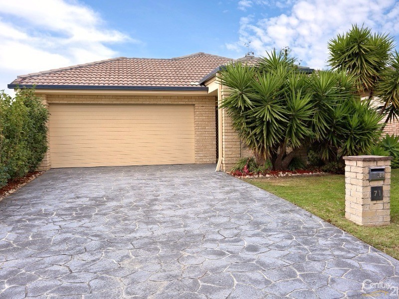 71 Cottonwood Circuit, North Lakes QLD 4509