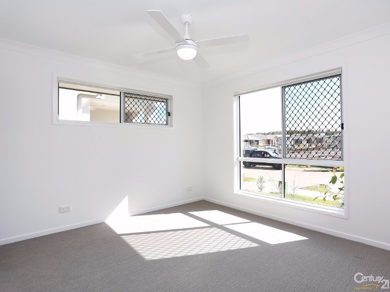 6 Shearer Crescent, Kallangur QLD 4503