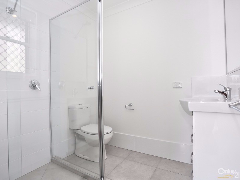 6 Shearer Crescent, Kallangur QLD 4503