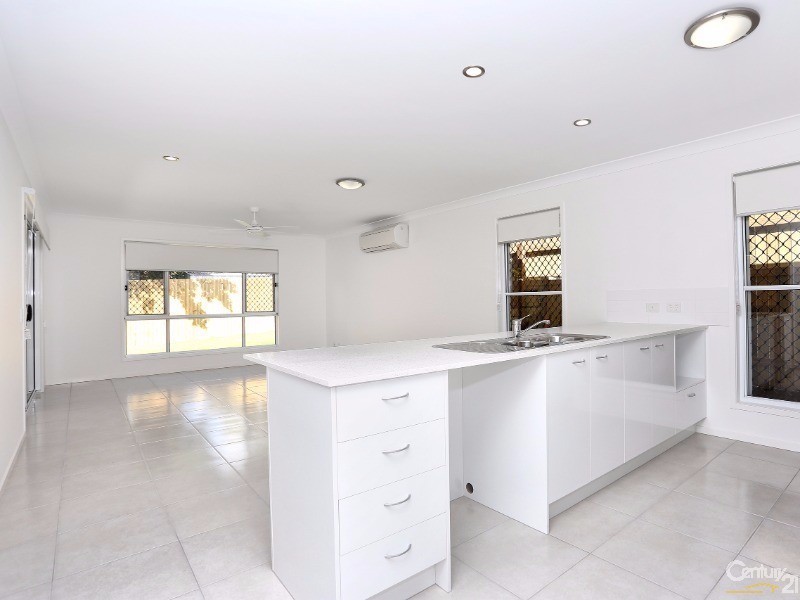 6 Shearer Crescent, Kallangur QLD 4503