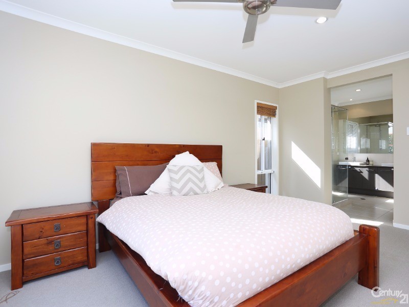 17 Lytham Circuit, North Lakes QLD 4509