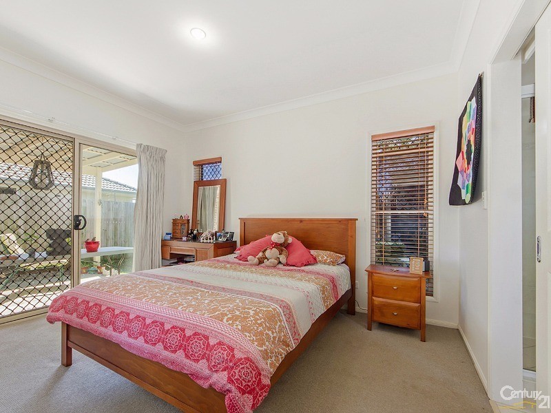 16 Brockman Street, North Lakes QLD 4509