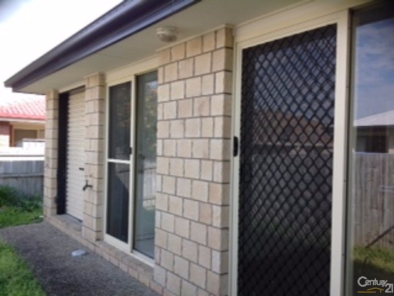 2/49 Higgs Street, Deception Bay QLD 4508