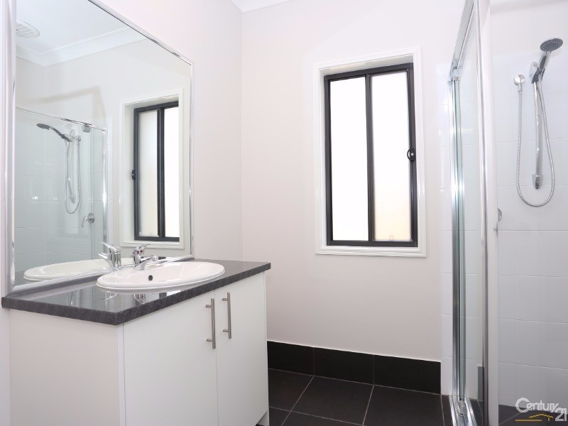 140 Campbell Drive, Mango Hill QLD 4509