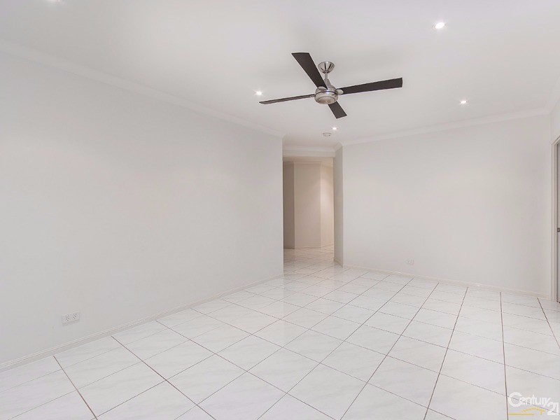 14 Wellington Rd, Murrumba Downs QLD 4503