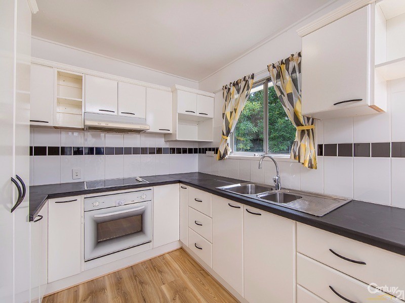 5 Glenmore St, Kallangur QLD 4503