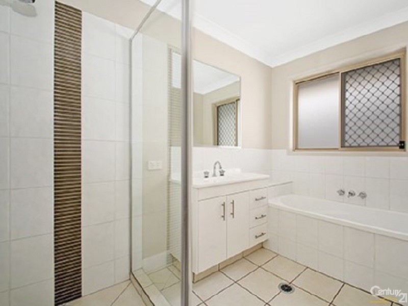 3 Daintree Circuit, North Lakes QLD 4509