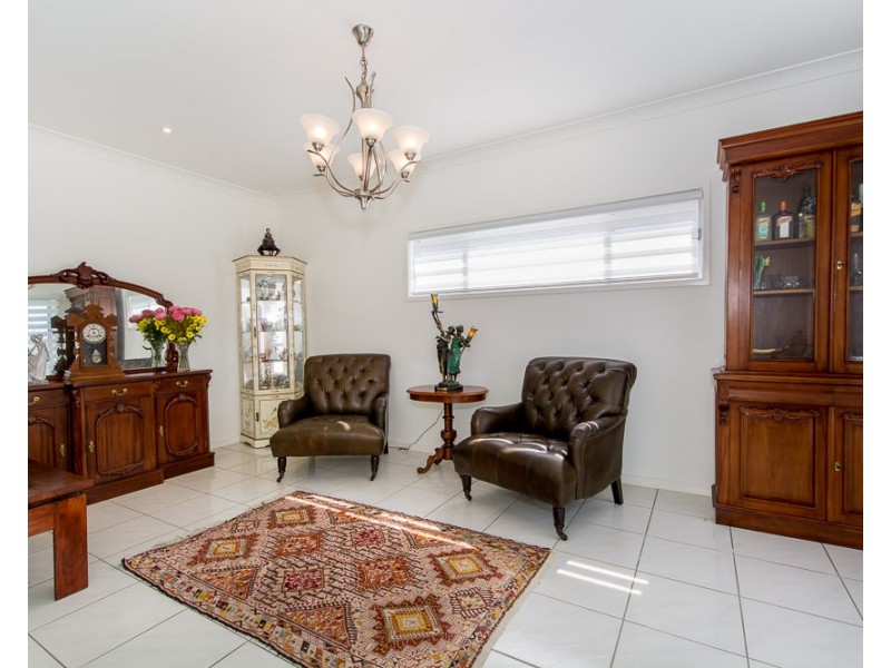 51 Dunebean Drive, Banksia Beach QLD 4507