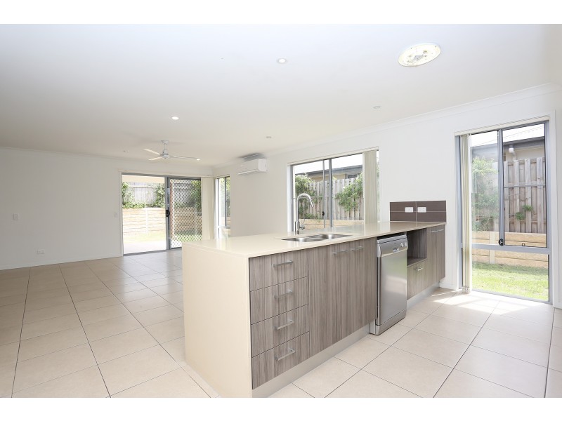 15 Woodlight Street, Mango Hill QLD 4509