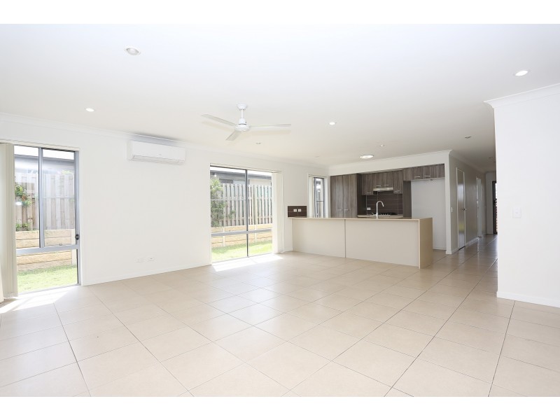 15 Woodlight Street, Mango Hill QLD 4509