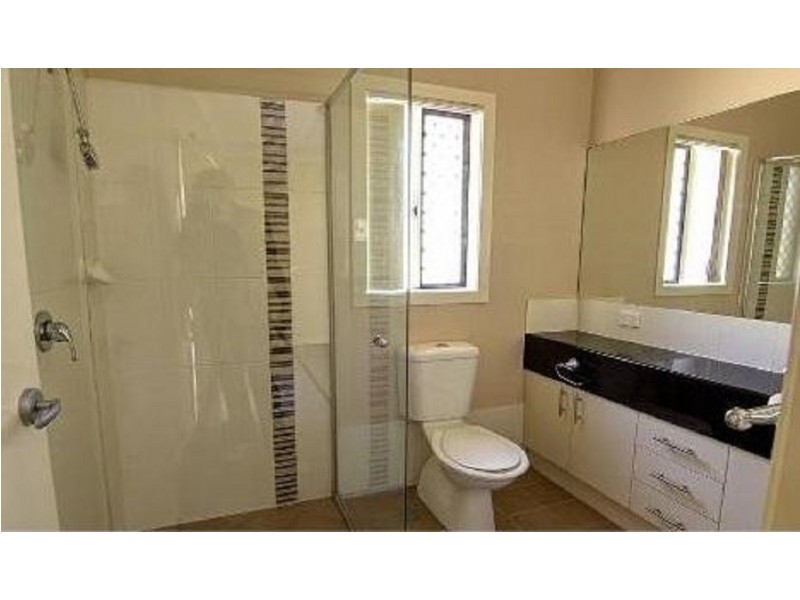 25 Kowari Crescent, North Lakes QLD 4509