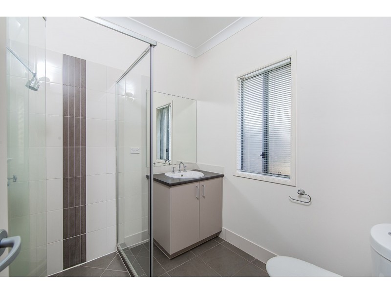 14 Menara Circuit, North Lakes QLD 4509