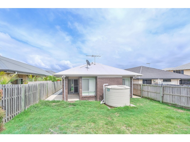 14 Menara Circuit, North Lakes QLD 4509