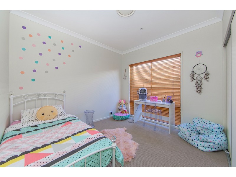 24 Elkington Circuit, North Lakes QLD 4509