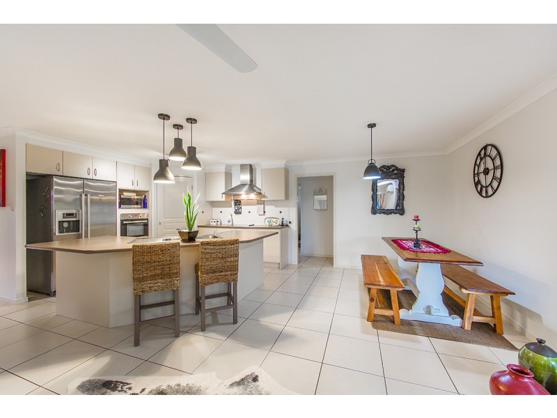 95 Kurrajong Drive, Warner QLD 4500