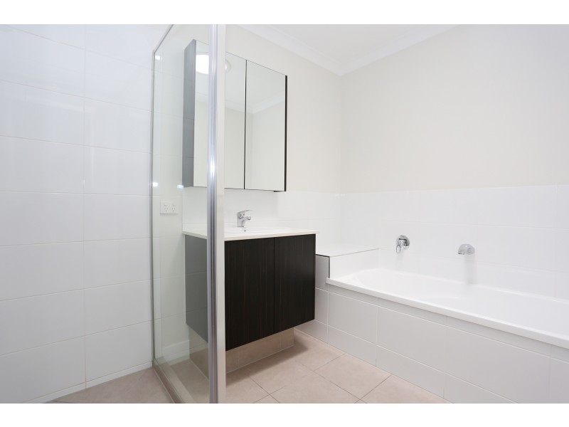 24 Wolfe St, North Lakes QLD 4509