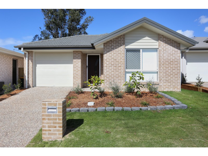 6 Shearer Crescent, Kallangur QLD 4503