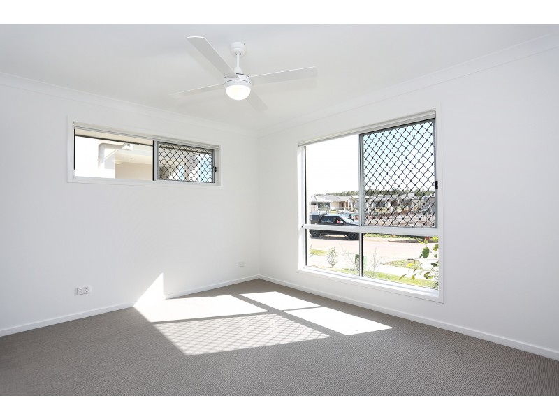 6 Shearer Crescent, Kallangur QLD 4503