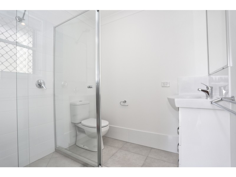 6 Shearer Crescent, Kallangur QLD 4503