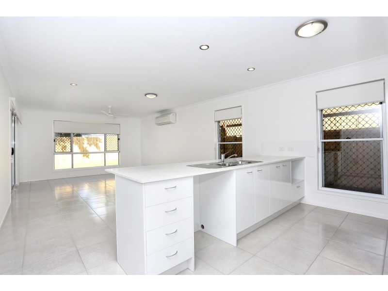 6 Shearer Crescent, Kallangur QLD 4503