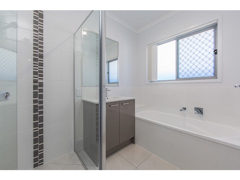 30 Mint Crescent, Griffin QLD 4503