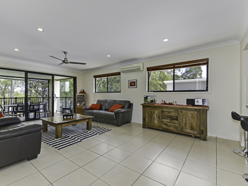 22 Warburton St, Murrumba Downs QLD 4503
