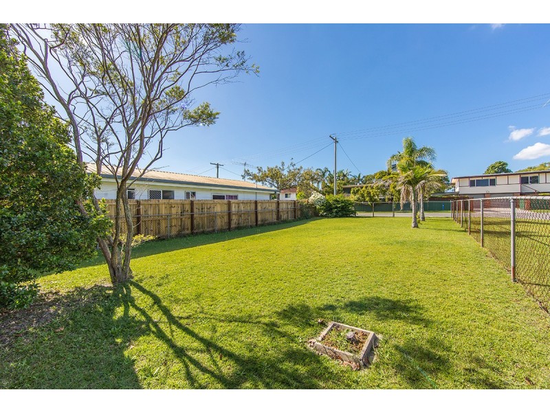 22 Dolphin St, Deception Bay QLD 4508
