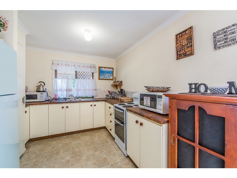 22 Dolphin St, Deception Bay QLD 4508