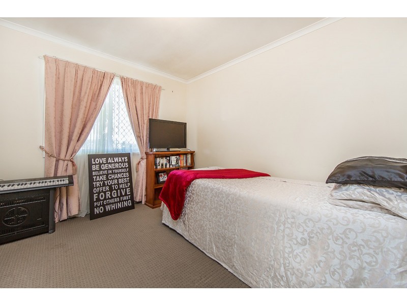 22 Dolphin St, Deception Bay QLD 4508