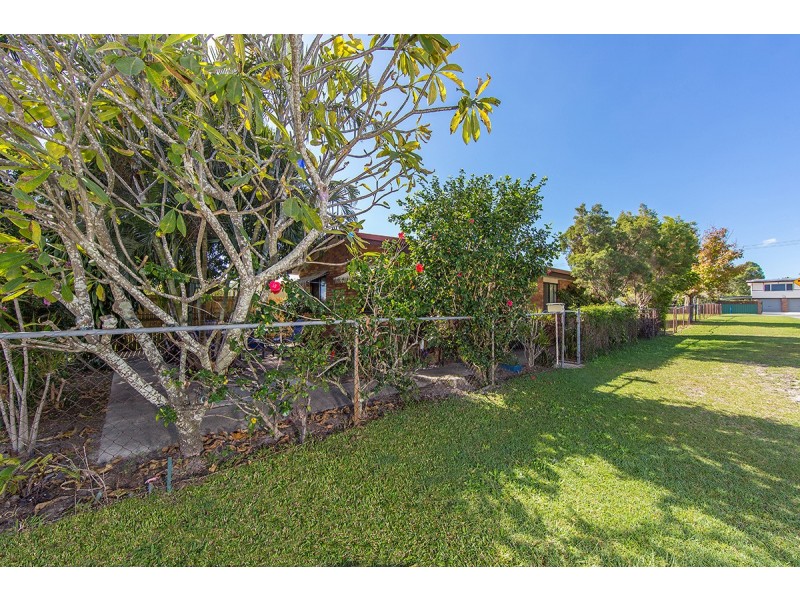 22 Dolphin St, Deception Bay QLD 4508