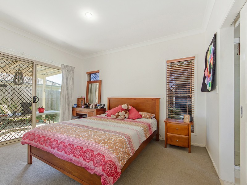 16 Brockman Street, North Lakes QLD 4509