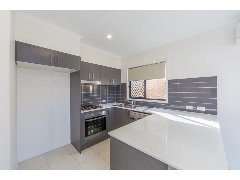 2/38 Shoreview Boulevard, Griffin QLD 4503