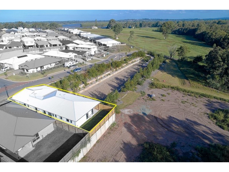2/38 Shoreview Boulevard, Griffin QLD 4503