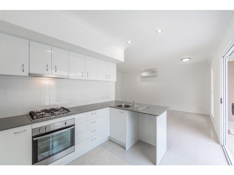 5 Shearer Crescent, Kallangur QLD 4503