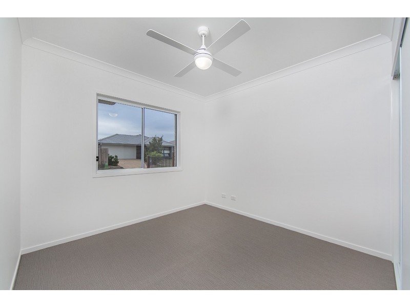 5 Shearer Crescent, Kallangur QLD 4503