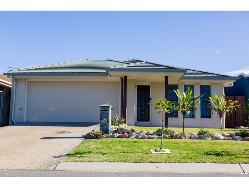 5 Scenic Drive, Murrumba Downs QLD 4503