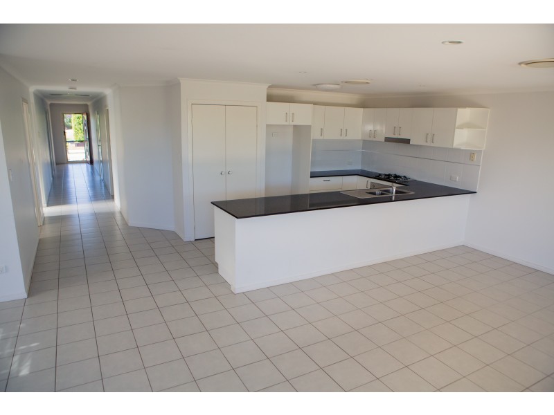 5 Scenic Drive, Murrumba Downs QLD 4503