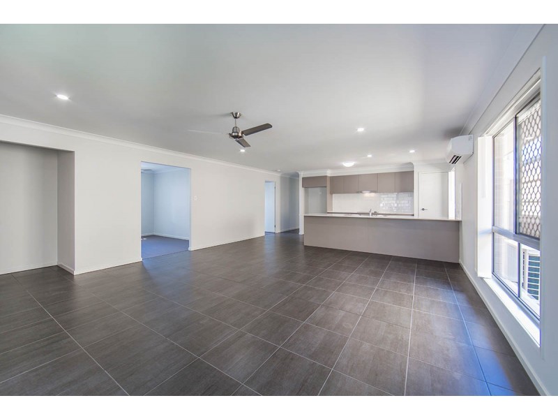 11 Vision Way, Griffin QLD 4503