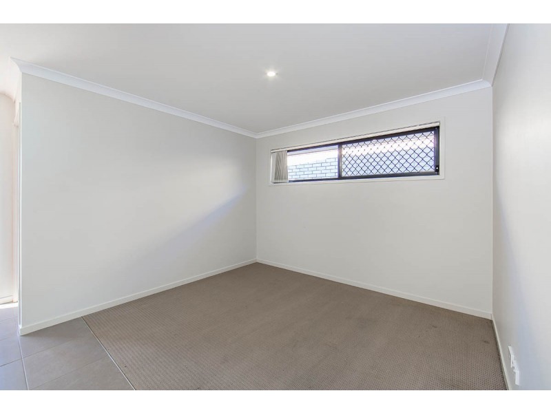42 Denham Crescent, North Lakes QLD 4509