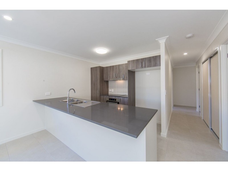 74 Tarong Avenue, North Lakes QLD 4509