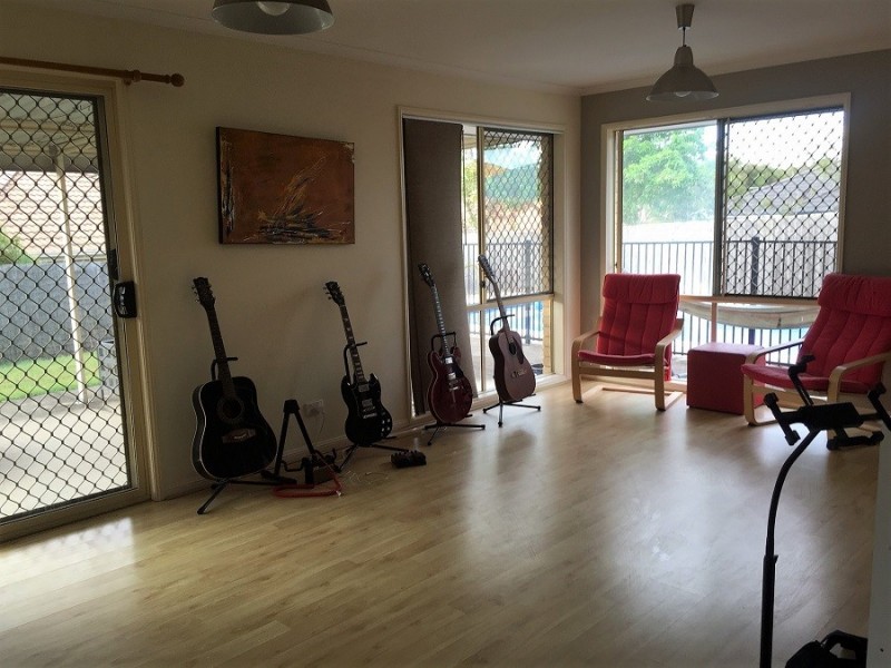 12 Ainslie Street, North Lakes QLD 4509