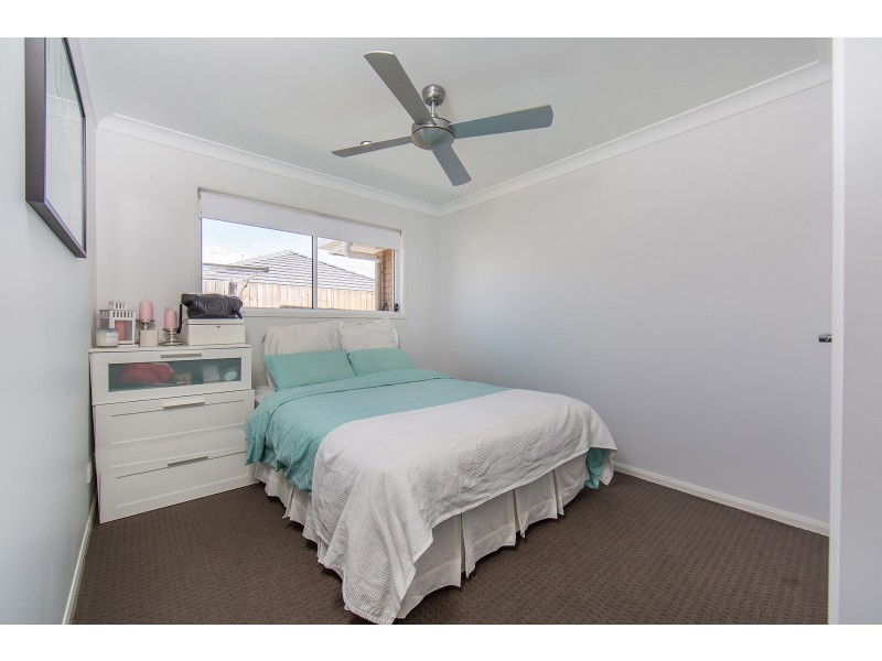 19 Bayleaf St, Griffin QLD 4503