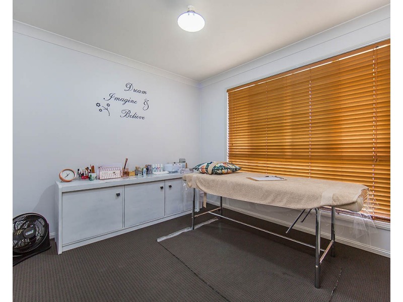 24 Page Street, North Lakes QLD 4509