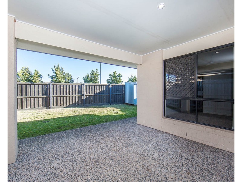 42 Denham Crescent, North Lakes QLD 4509