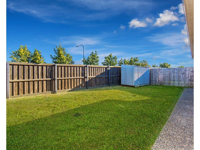 42 Denham Crescent, North Lakes QLD 4509