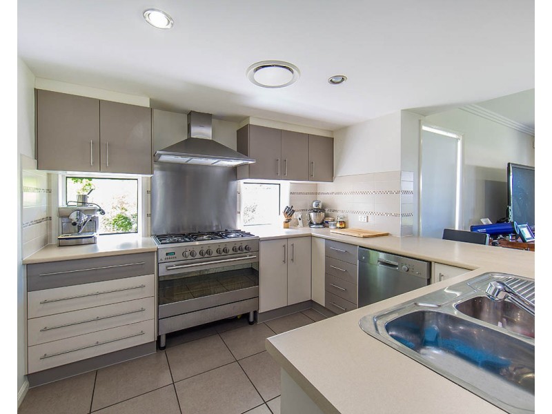 90 Possum Parade, North Lakes QLD 4509