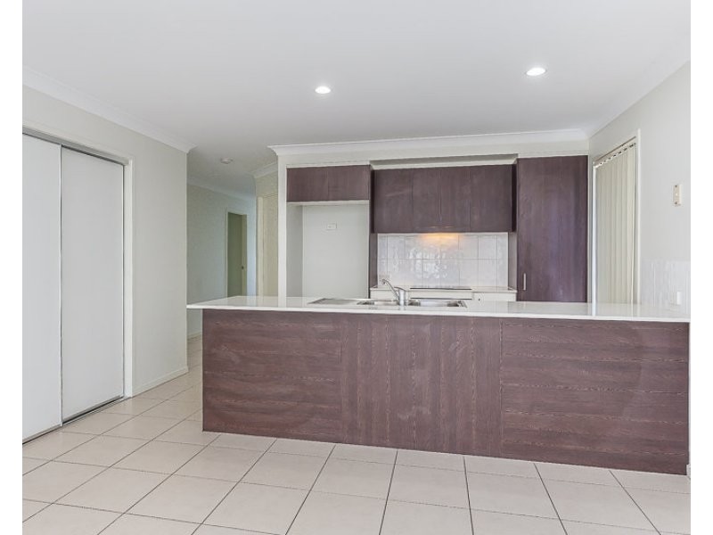 26 Hartley Crescent, North Lakes QLD 4509