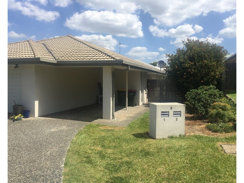 2/5 Lygon Place, Kallangur QLD 4503