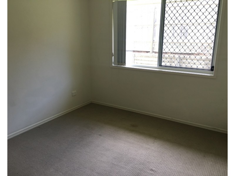 2/5 Lygon Place, Kallangur QLD 4503