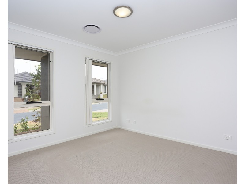 74 Mapleton Drive, North Lakes QLD 4509